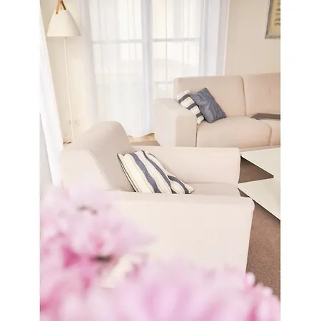 Inseldomizil Stolpe - Urlaub Unter Reet Auf Usedom