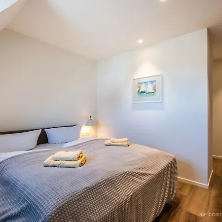 Inseldomizil Stolpe - Urlaub Unter Reet Auf Usedom