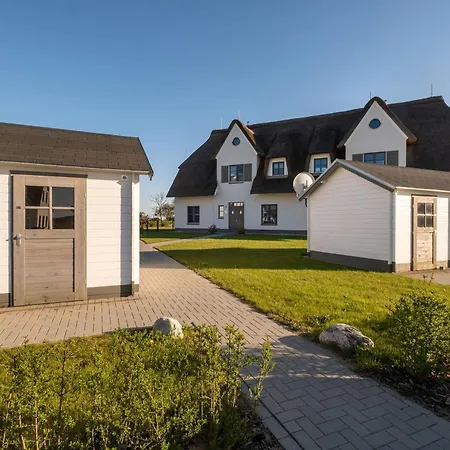Holiday home Inseldomizil Stolpe - Urlaub Unter Reet Auf Usedom *