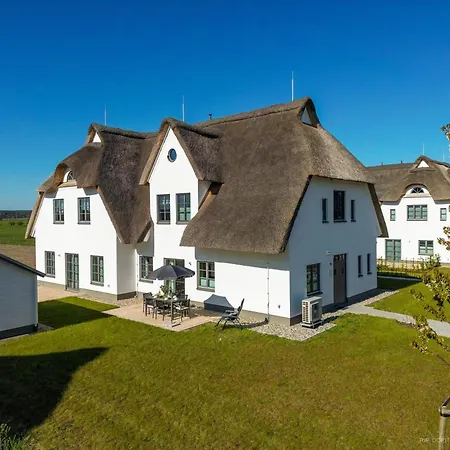 Holiday home Inseldomizil Stolpe - Urlaub Unter Reet Auf Usedom Stolpe auf Usedom